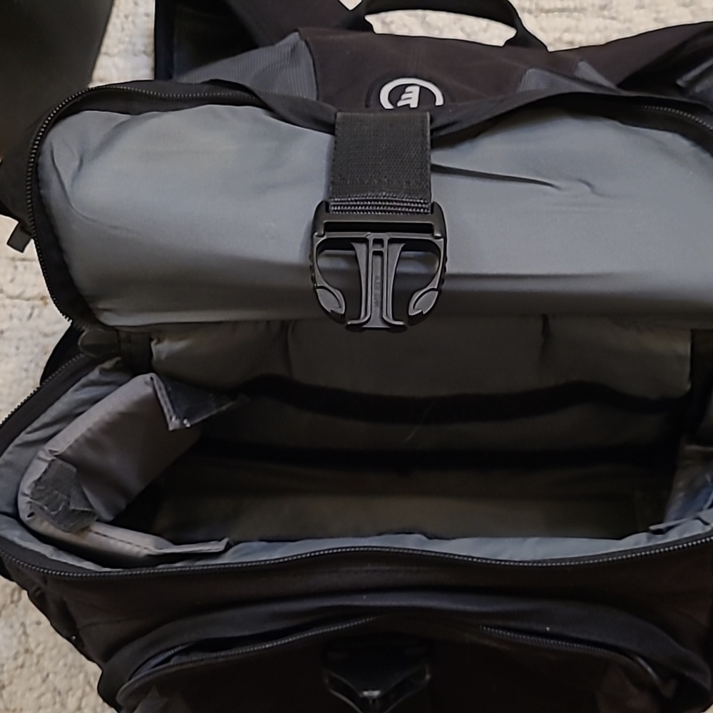 Travel Camera Back pack - Picture 3 of 4